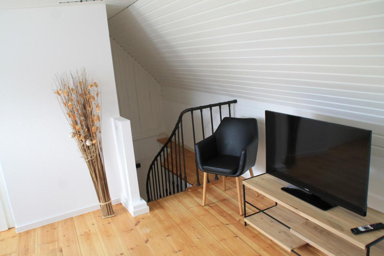 4-Sterne Zertifizierte Ferienwohnung Festung Zu Ketghe - Naehe Koblenz Fuer Urlaub Und Arbeit Kettig Esterno foto